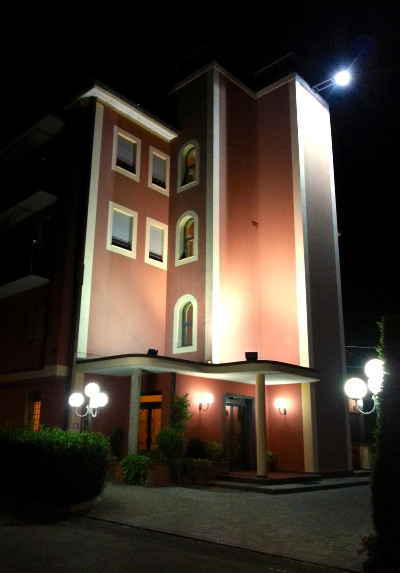 Hotel Aquila Castelfranco Emilia Ngoại thất bức ảnh
